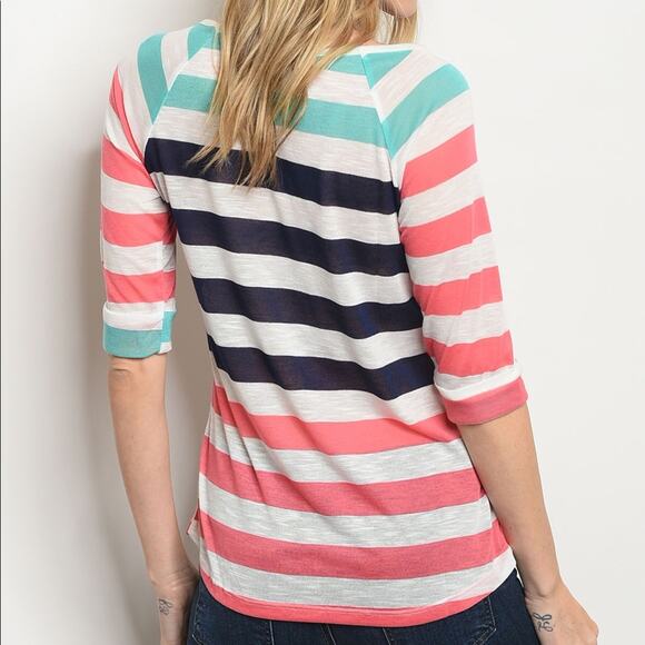 Scoop Neck Top Striped - Picture 2 of 7